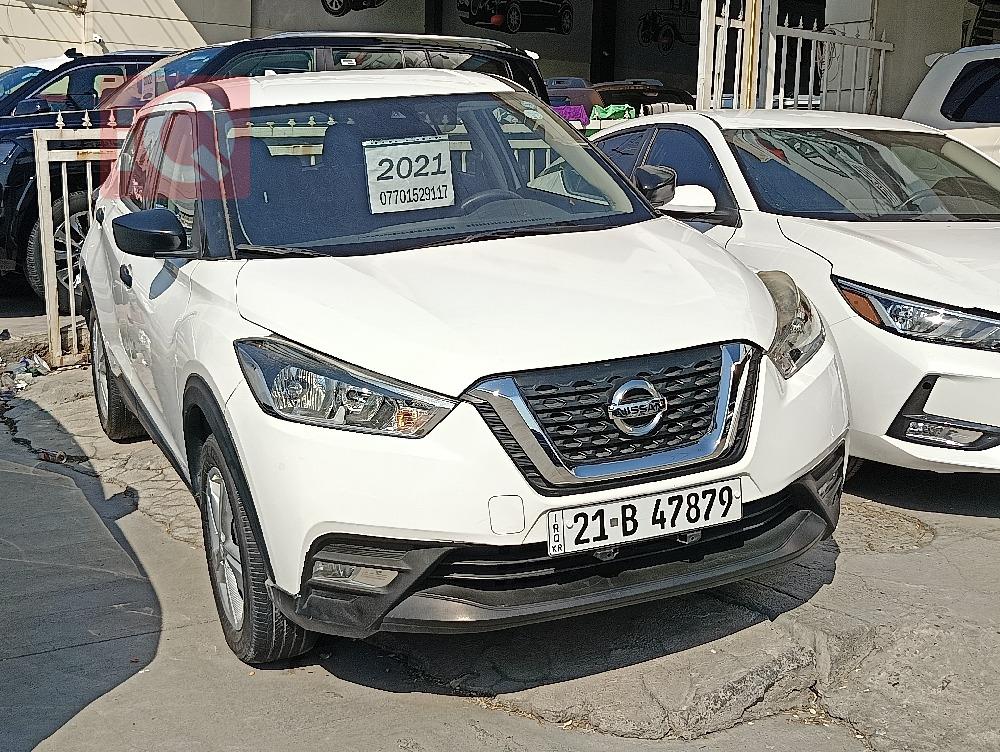 نیسان کیکس